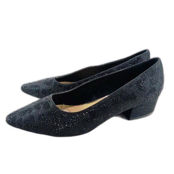 Carolyn Collection Lilly Beaded 1.5 inch block heeled point toe pump. Woman's 10 - Picture 1 of 14
